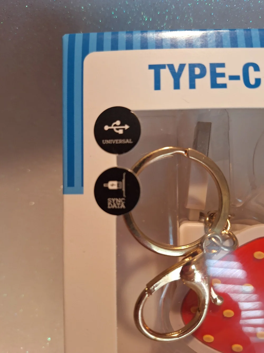 Strawberry Retractable Type-C Cable White/Red NEW